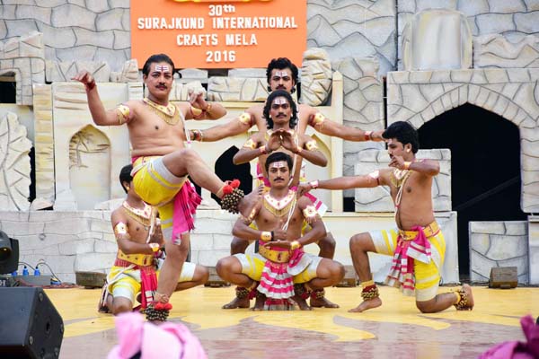 Telangana folk artistes give an enthralling performance at Chaupal during the closing-cum-award presentation ceremony of the Surajkund International Crafts Mela-2016